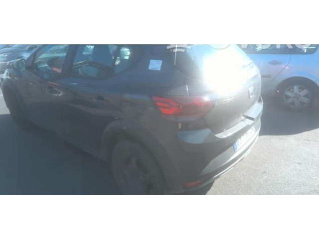 Руль Dacia Sandero III 2020 - года 484004420R