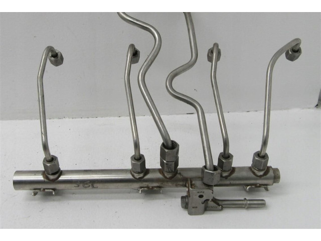 Топливная рампа BMW 5 E60 E61