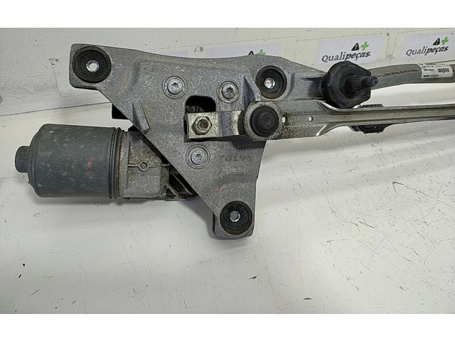 Моторчик дворников 0390241688    Volvo C30