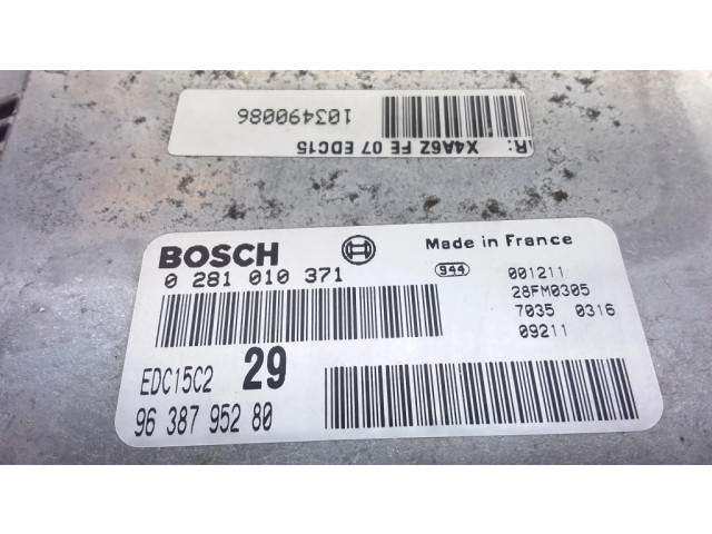 Блок управления двигателя 9638795280, 0281010371 Citroen C5