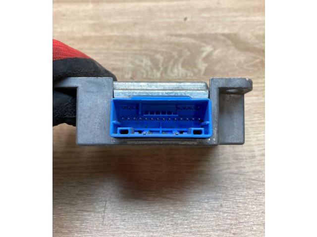 Блок подушек безопасности GE4T57K30D, F82F14B321EB Mazda 626