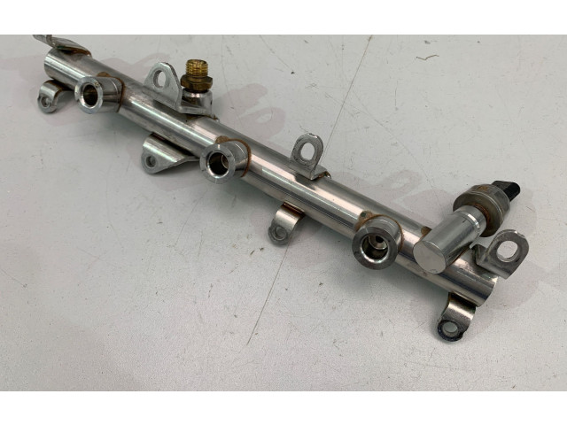 Топливная рампа 06M133316L Audi A5