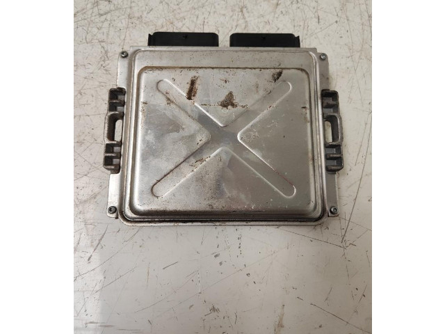 Блок управления двигателя 616000399 Dacia Lodgy