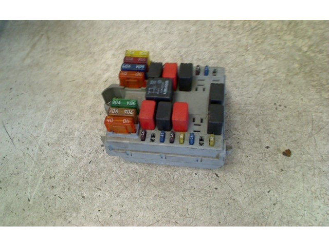   Pojistková skříňka    Fiat Punto (188) 2001