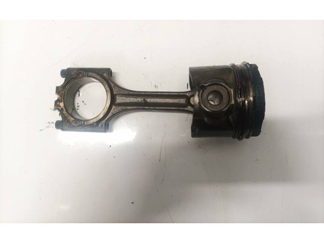 Поршень с шатуном Volvo S60