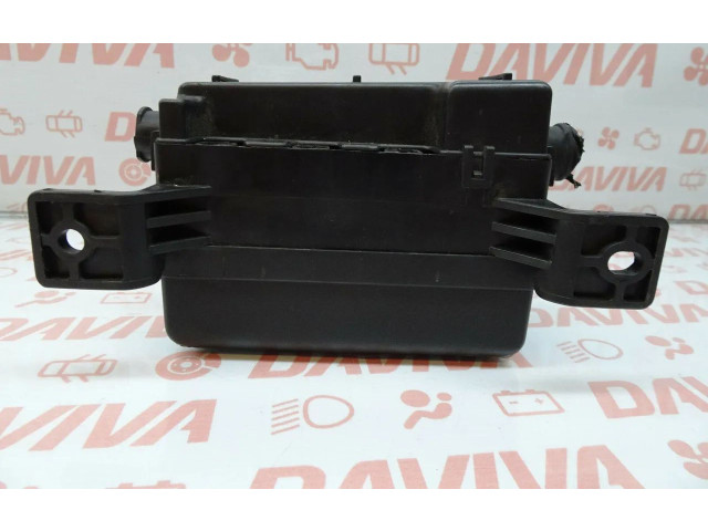 Блок предохранителей 0K53A67BX1, 36860-4X000   KIA Sorento    