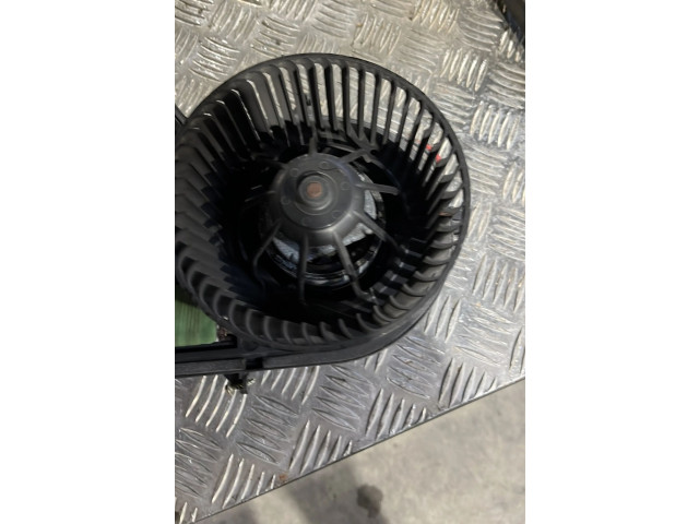 Вентилятор печки 7701049076 Renault Clio II