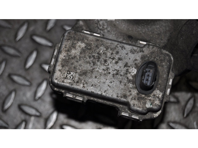 Turbodmychadlo Турбина Mercedes-Benz E C207 W207 OM 651.924