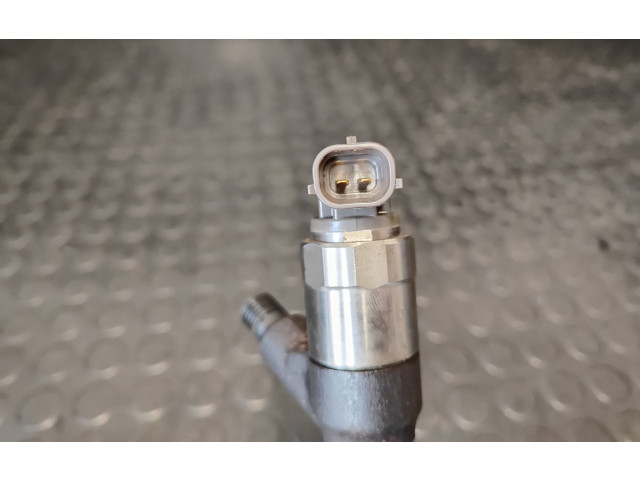 Форсунка 55570012 Opel Meriva B