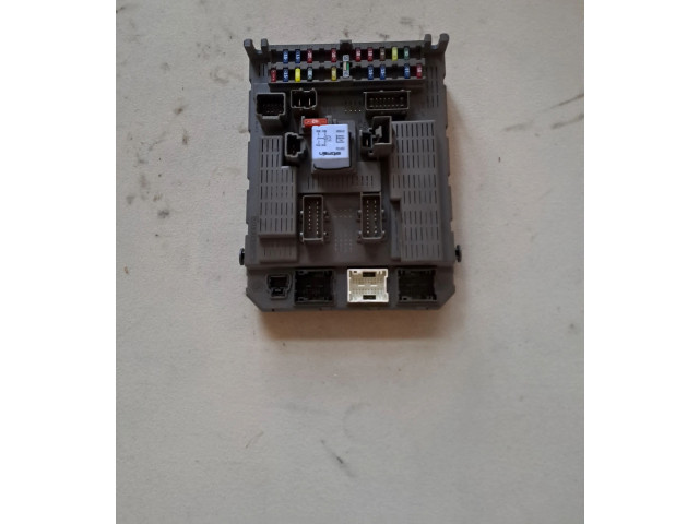 Блок предохранителей 9646907380   Fiat Ulysse    