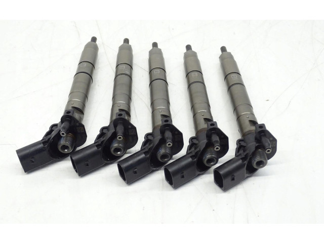 Vstřikovač 057130277AK Audi A8 S8 D3 4E