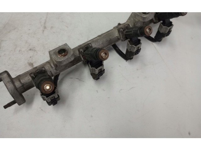 Топливная рампа 9260930006 Hyundai Getz