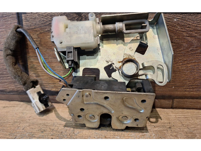 Замок багажника Jaguar X-Type - года