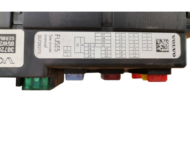 Блок предохранителей 30728512, 05W234   Volvo XC90    