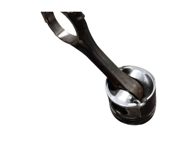 Поршень с шатуном