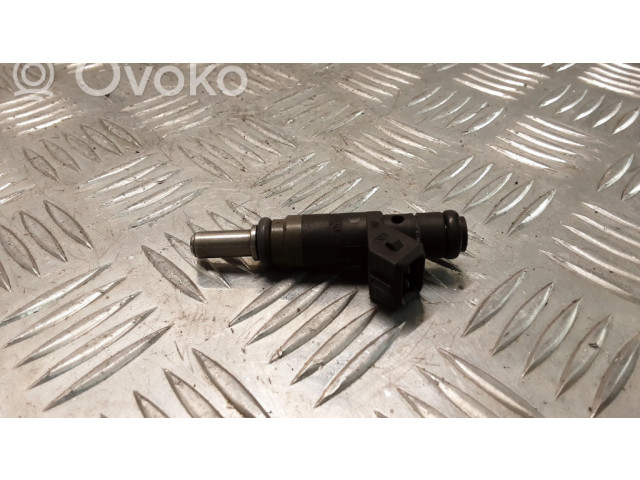 Vstřikovač 7506158   BMW 3 E46  pro benzínový motor 1.8  