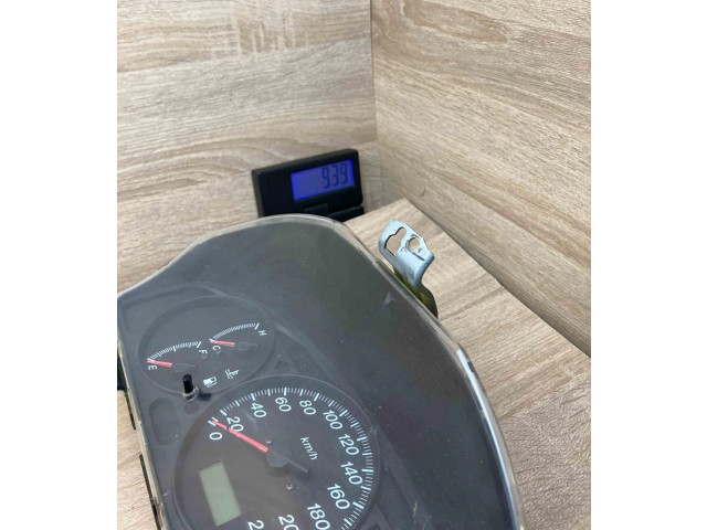 Панель приборов CJBJ3A, 9H20   Mazda 323 F       