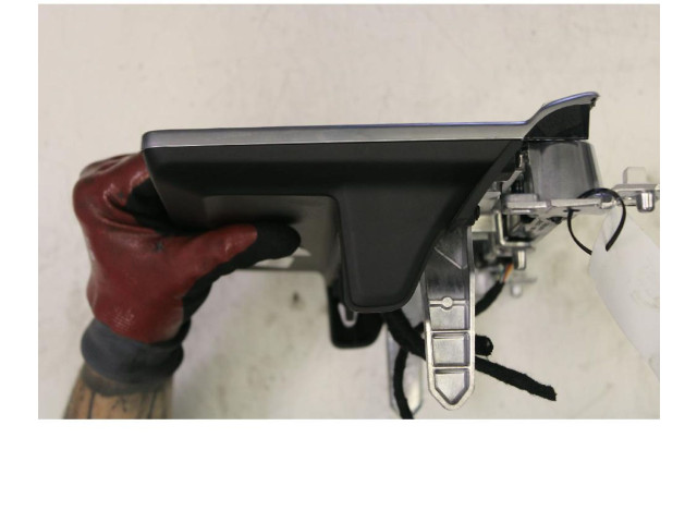 Дисплей Jeep Compass