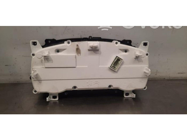 Přístrojová deska Peugeot Expert 2022 9837560880