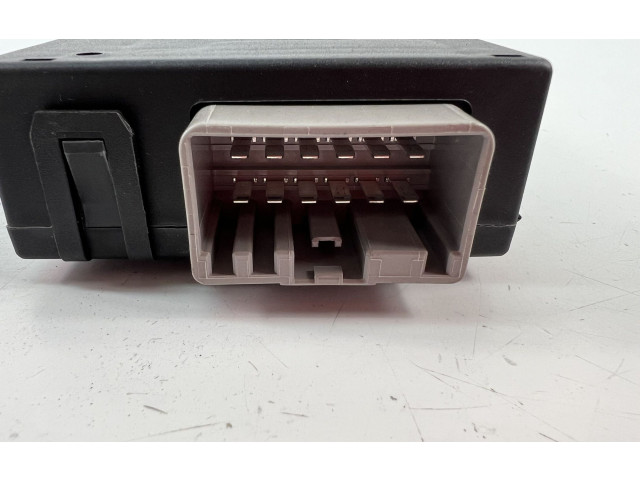 Блок управления 30716987   Volvo V70