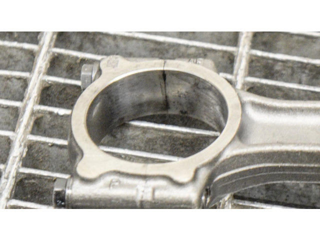 Píst 121008820R, 120A16959R   Dacia Sandero  pro naftový motor 1.5 K9K 612 