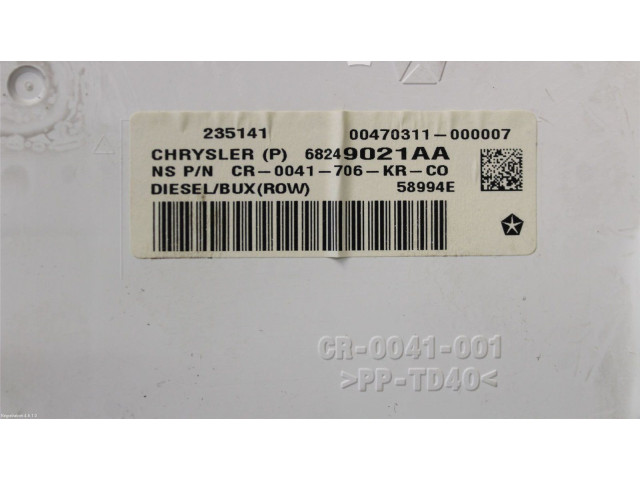 Панель приборов K68249007AA, K68359181AB Fiat Freemont