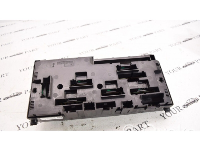 Блок предохранителей 9259467   BMW X3 F25    