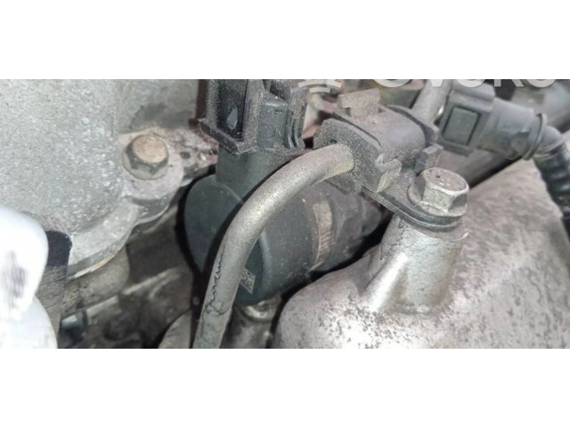 Топливная рампа 0281002507, 24272528   KIA Ceed  