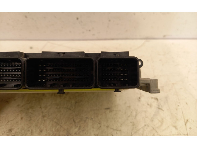 Řídící jednotka 237107921R Renault Kangoo II 2019