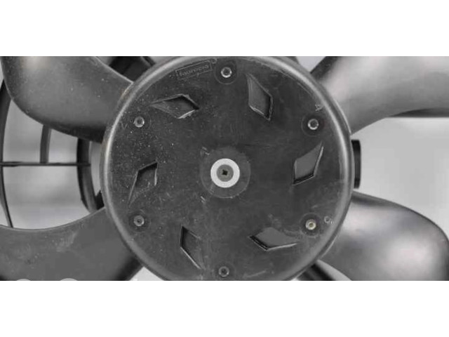 Вентилятор радиатора 9801666680, 9682895680 Peugeot 2008 I 1.6