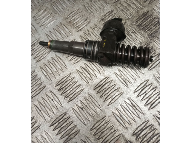 Форсунка 038130073AL Volkswagen Bora