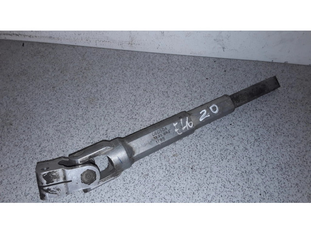 Крестовидная связь оси рулевого колеса