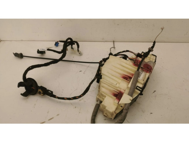 Задний замок