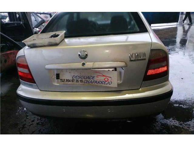 Зеркало (механическое)       Skoda Octavia Mk2 (1Z)  2004 - 2013 года   