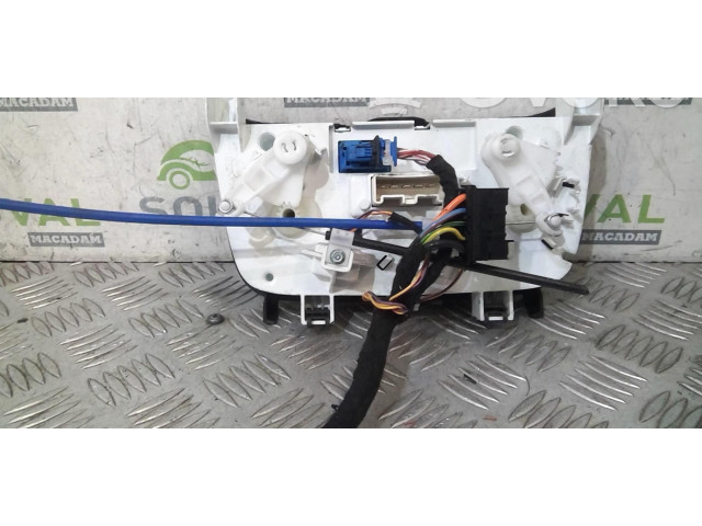 Блок управления климат-контролем 77365668 Fiat Punto (199)