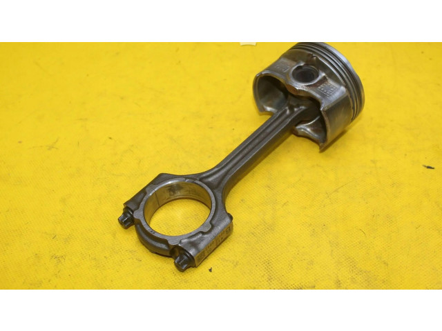 Píst DSFM4F50 Hyundai i30