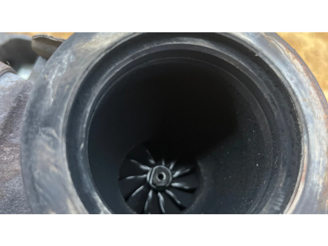 Turbodmychadlo Турбина TFO35HL6B13TB BMW 5 E60 E61 2.0