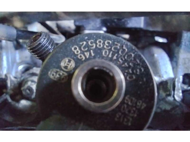 Vstřikovač 0445110146   Nissan Primastar    F9Q U7 