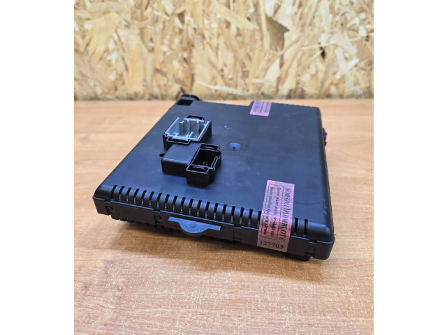 Pojistková skříňka 30786646, 28080156 Volvo XC90 2007