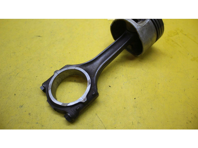 Píst 077B Audi A6 S6 C4 4A