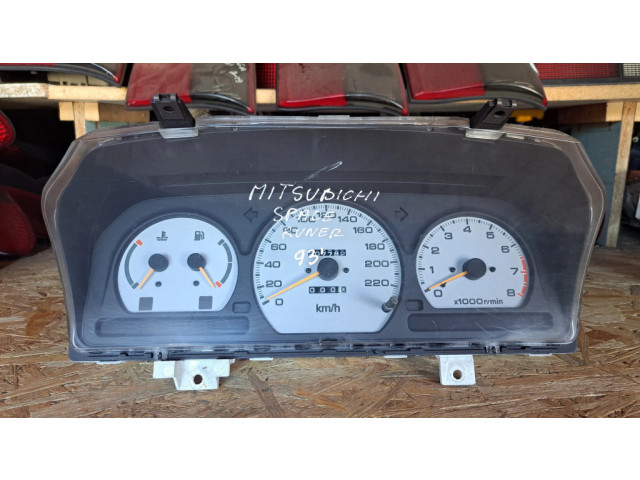 Панель приборов MR189280, 766670 Mitsubishi Space Runner