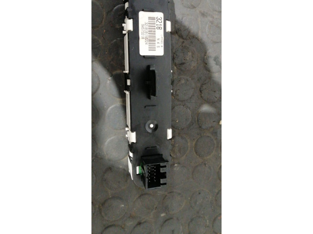 Панель приборов Chevrolet Spark