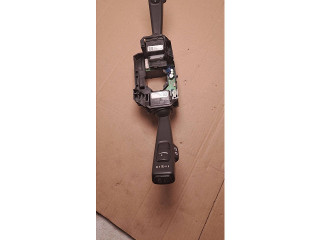 Ручка стеклоочистителей 31264353, PA6GF30   Volvo V70