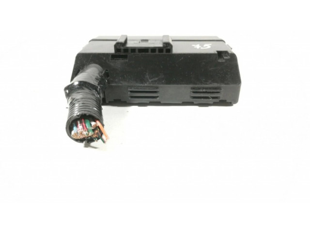 Pojistková skříňka CD300 Nissan 350Z 2004