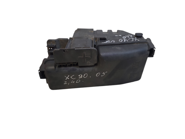 Блок предохранителей 30728132 Volvo XC90