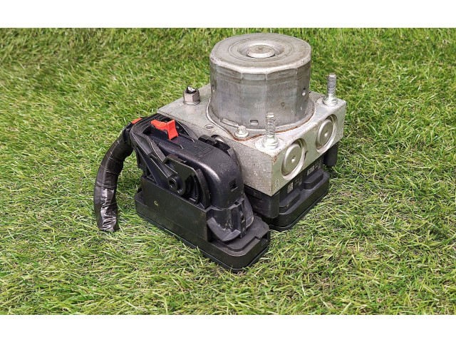 Блок АБС 6R0614517AK, 6R0907379AT Skoda Fabia Mk2 (5J) 2007 - 2014 года