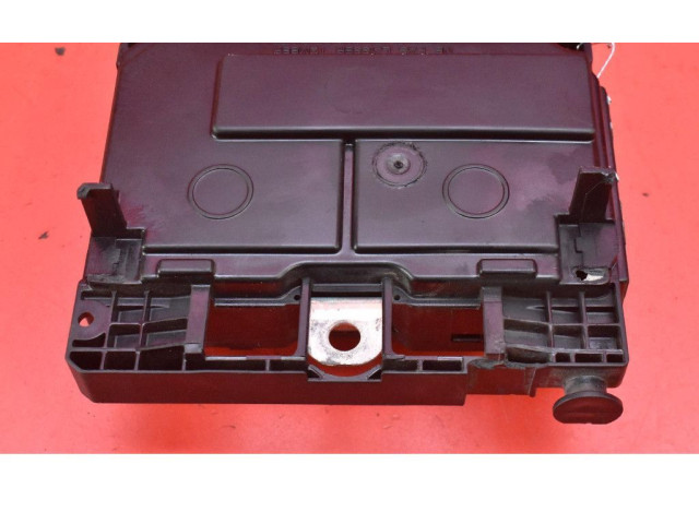 Блок предохранителей  9661682680, 9661682680   Audi A6 S6 C6 4F    