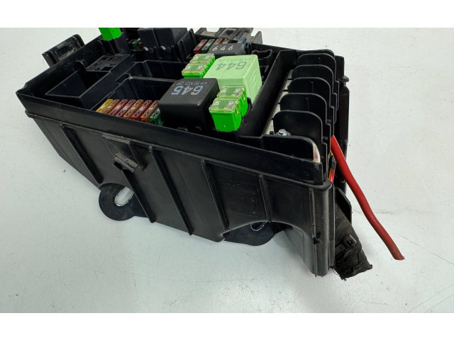 Блок предохранителей 5Q0937125A Volkswagen Golf VII