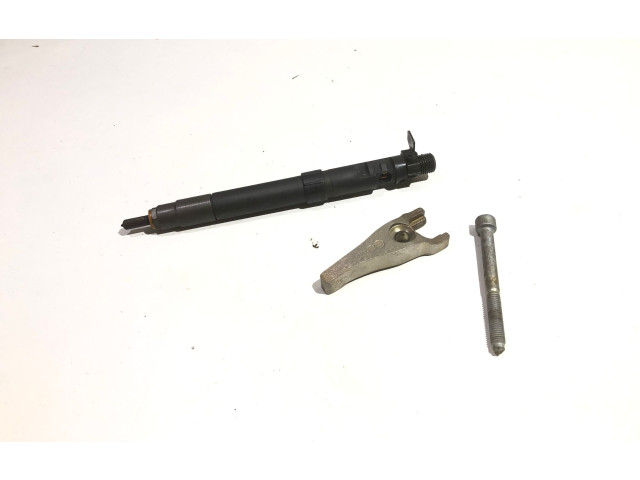 Форсунка 9686191080    Peugeot 5008  RHE 