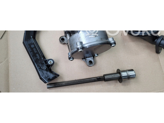 Масляный насос   059103J0  Audi A7 S7 4G 